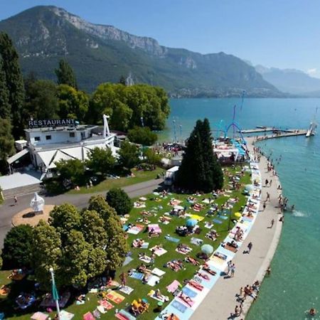 Entre Lac Et Montagne Annecy Buitenkant foto