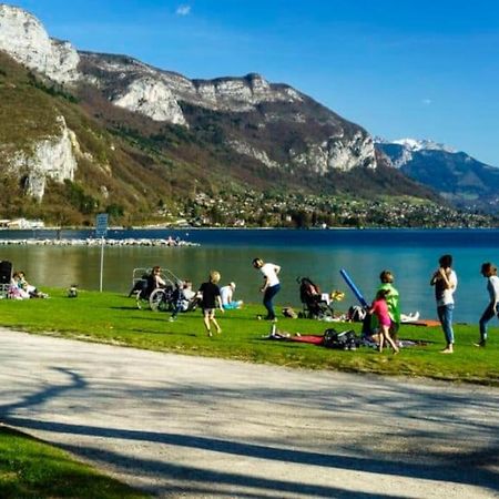 Entre Lac Et Montagne Annecy Buitenkant foto
