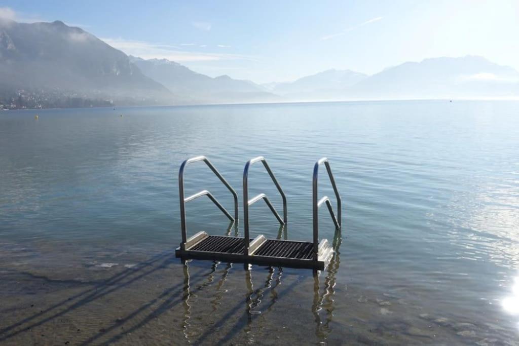 Entre Lac Et Montagne Annecy Buitenkant foto